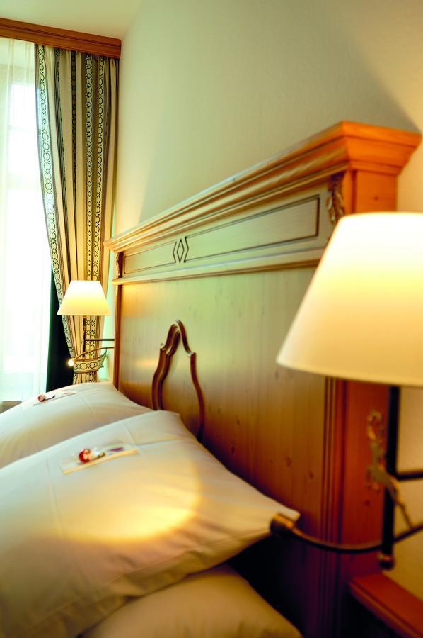 Alpenhof Hotel Gauting Kültér fotó